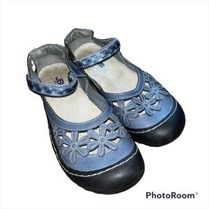 Floral jambu shoes